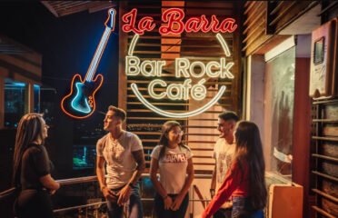 La Barra Bar Rock Café